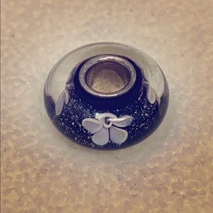 Black and white flower glass bead charm
